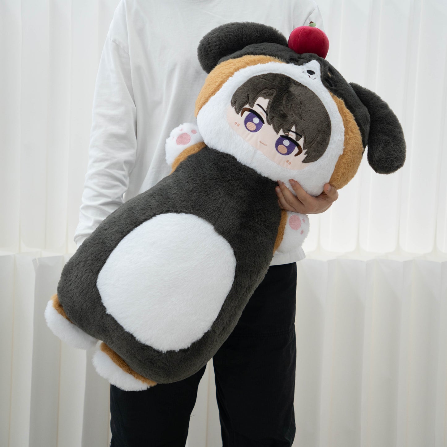 Almohada de cuervo gruñón Sylus